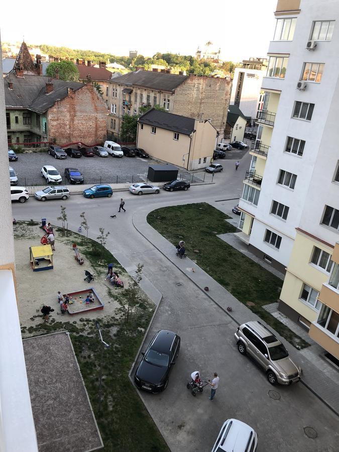 Bon Apetit Apartament Лвив Екстериор снимка